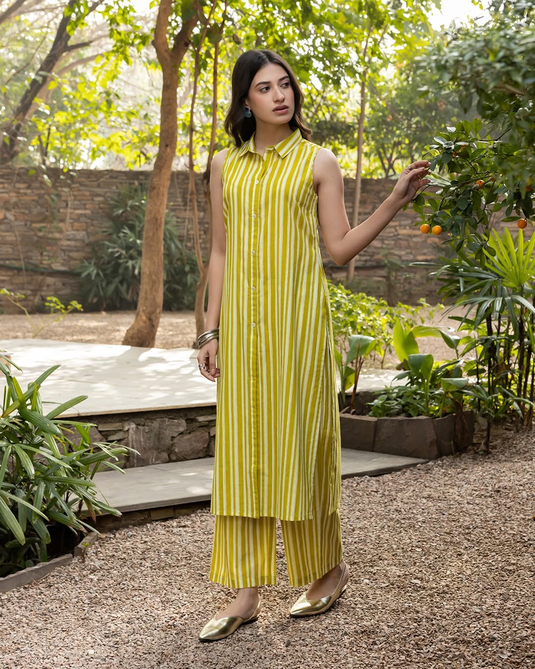 Women's yellow Cotton Straight-cut Kurta Set