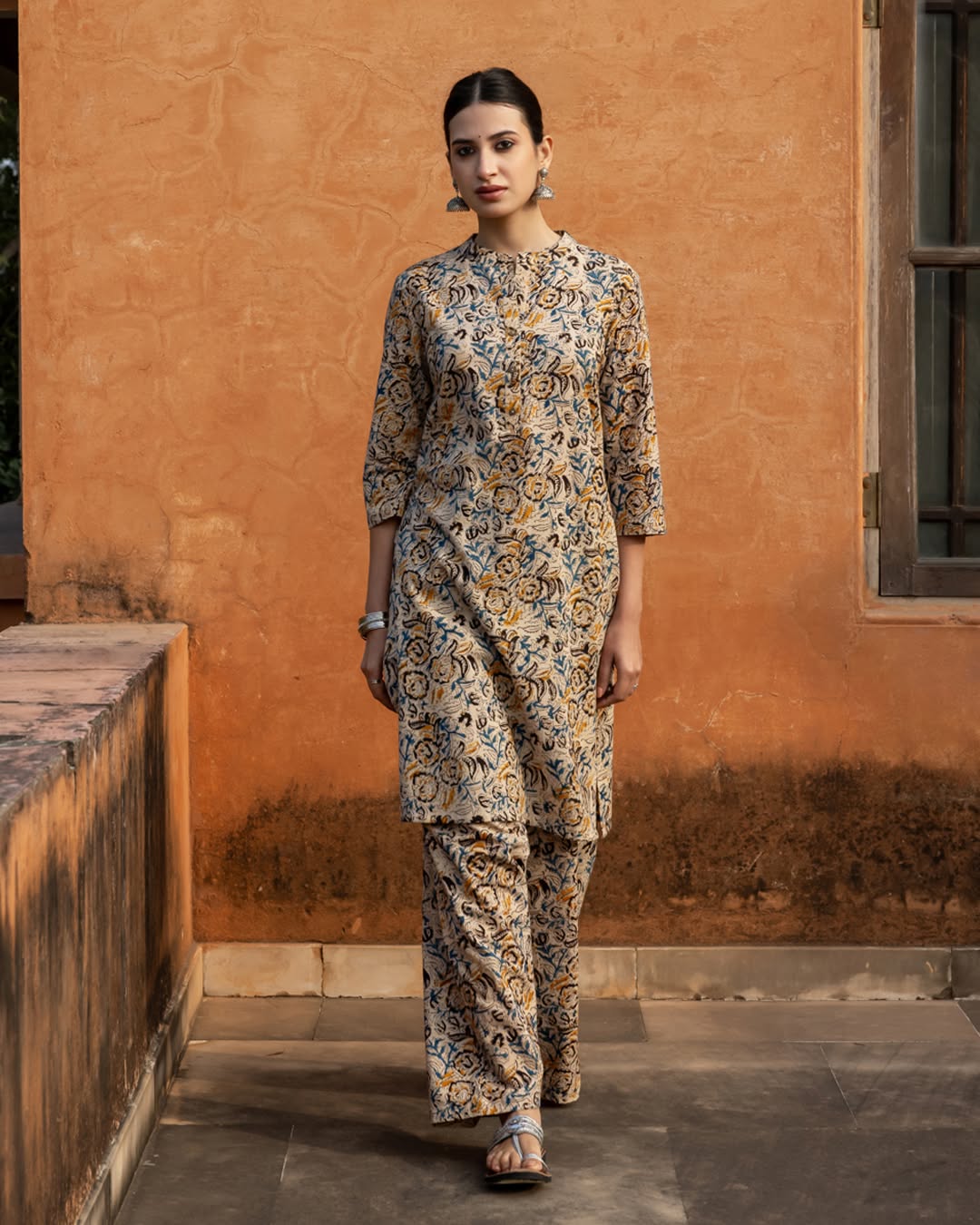 Women's Beige Floral Print Cotton Straight Kurta Set