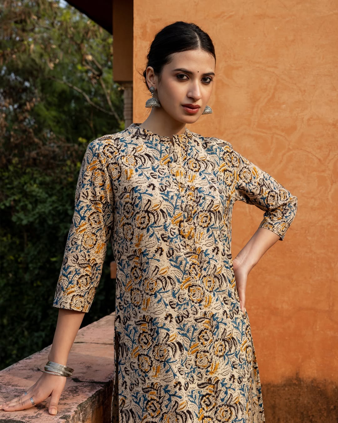 Women's Beige Floral Print Cotton Straight Kurta Set