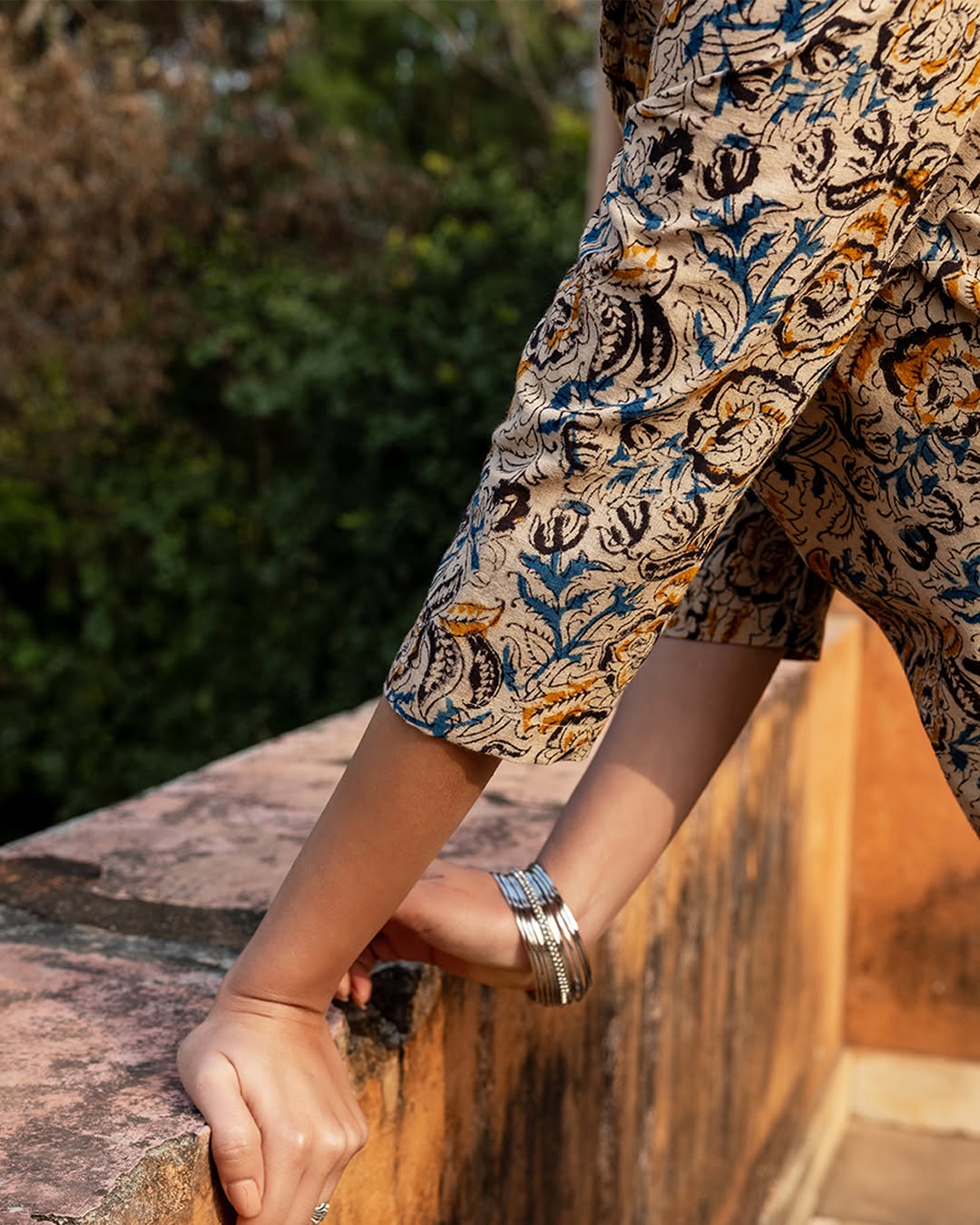 Women's Beige Floral Print Cotton Straight Kurta Set