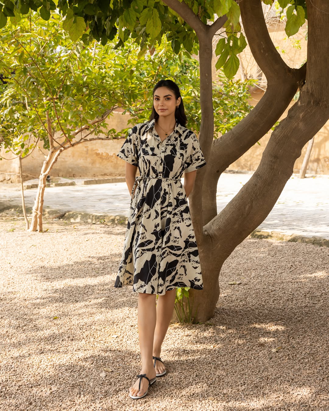 Women's Black Abstract Print Cotton Midi Dress