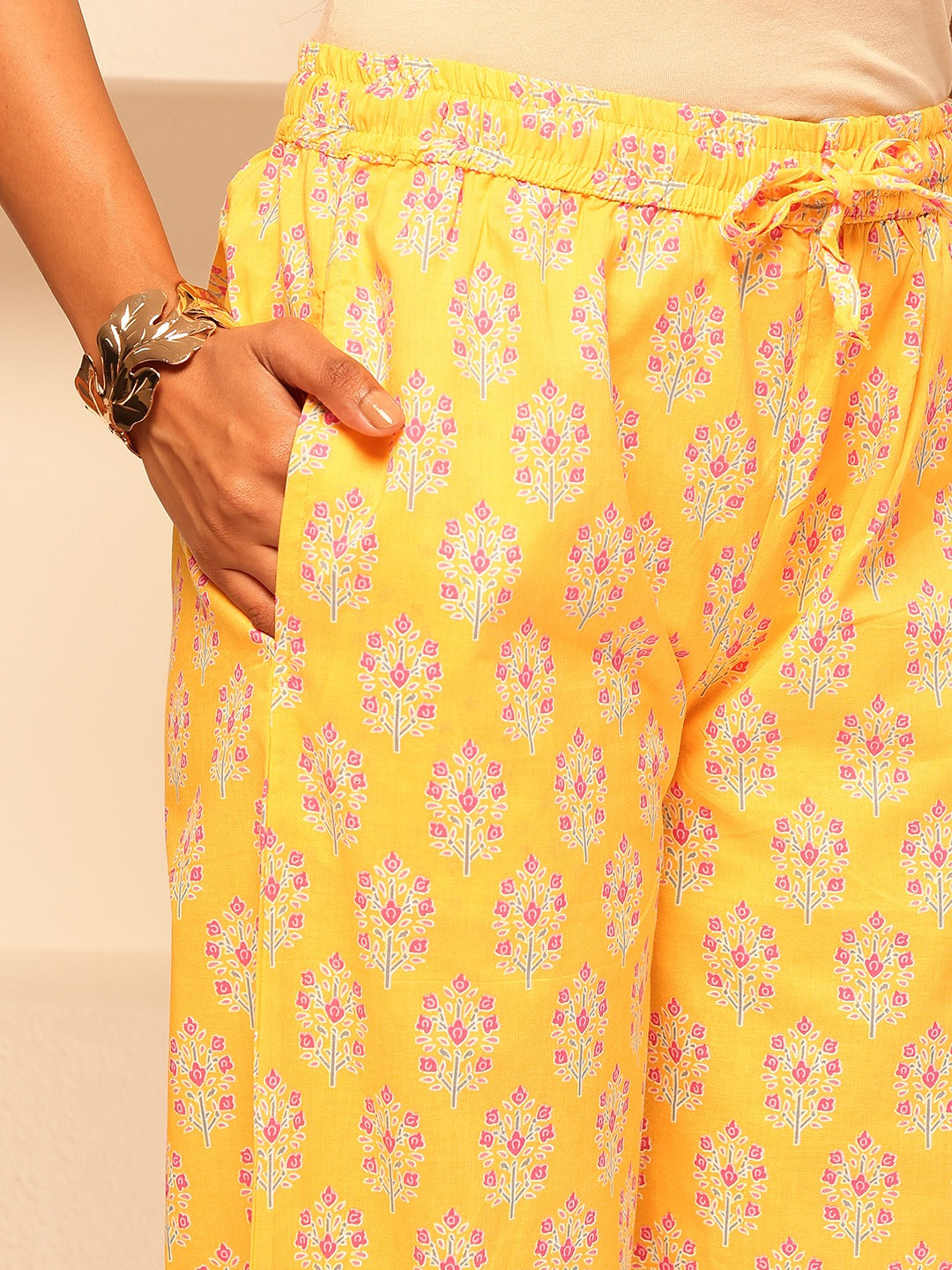 Stylish Neon Yellow Ethnic kurta set For Women