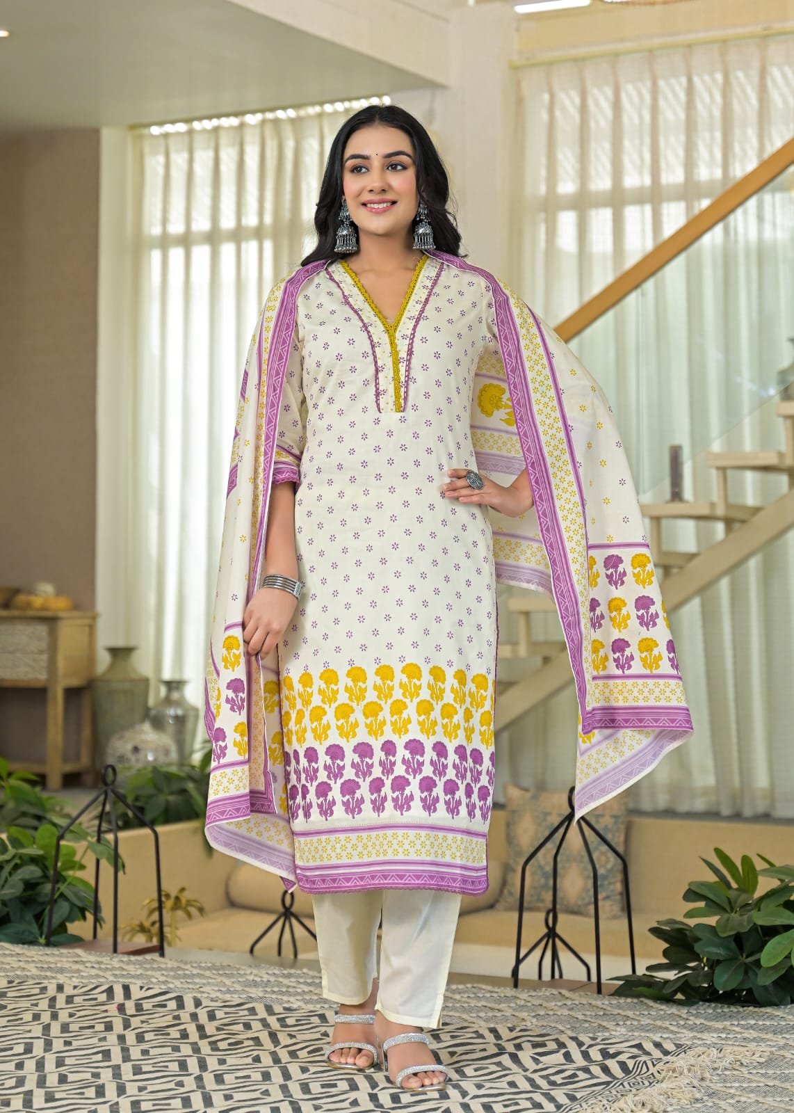 Women's Mull cotton White Straight Kurta with Pent and Dupatta