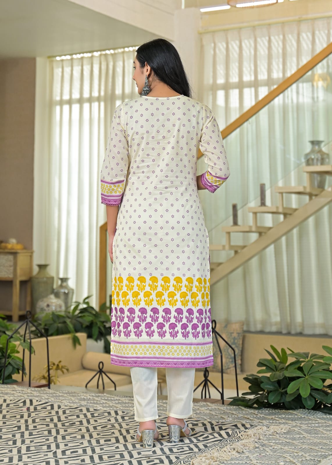 Women's Mull cotton White Straight Kurta with Pent and Dupatta