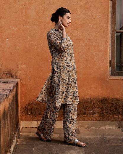 Women's Beige Floral Print Cotton Straight Kurta Set