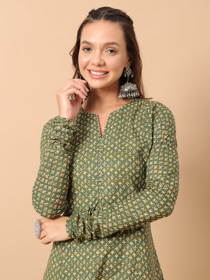 Women's A-Line Kurta in Green Cotton with Floral Design