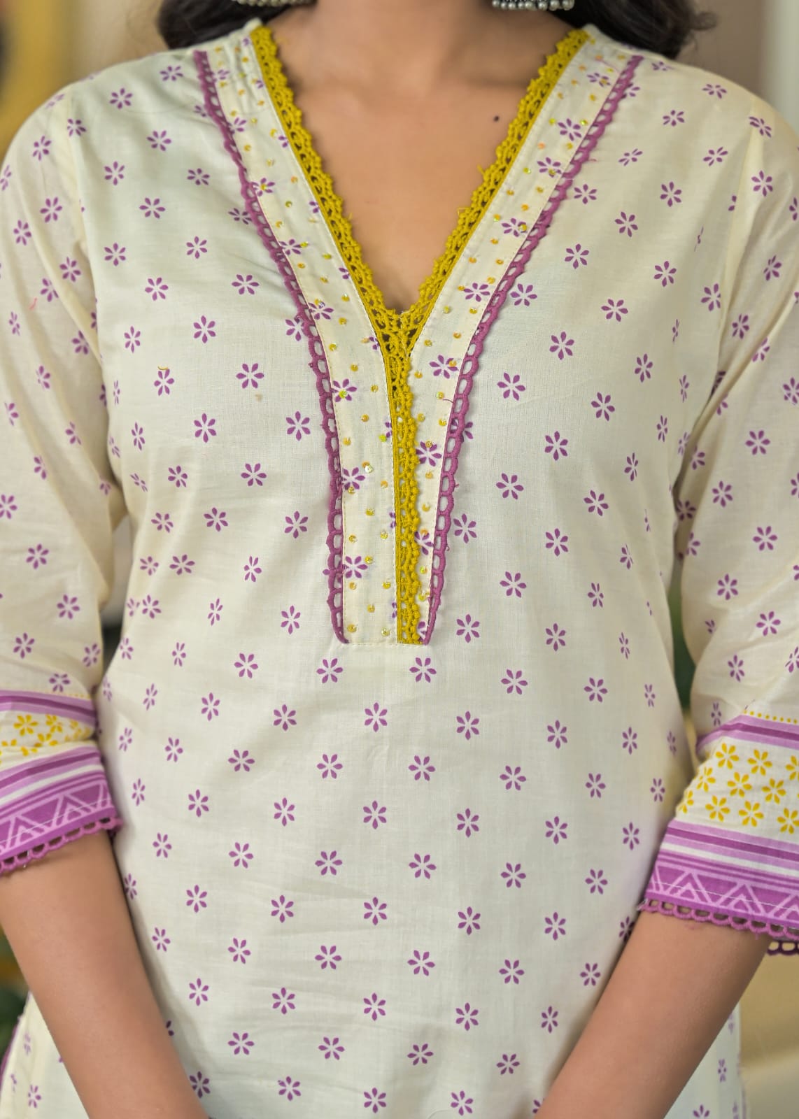Women's Mull cotton White Straight Kurta with Pent and Dupatta