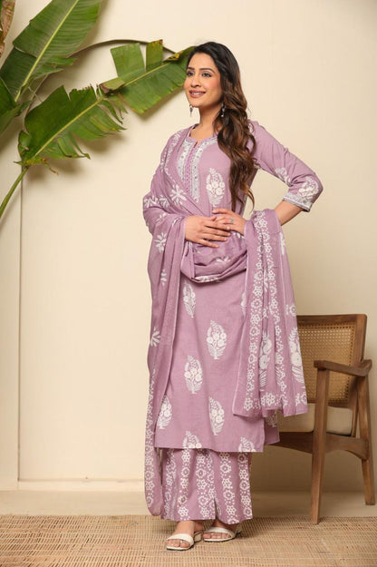 Beautiful Light Purple Printed Cotton Dress with Dupatta & Plaza Pure Cotton Comfort