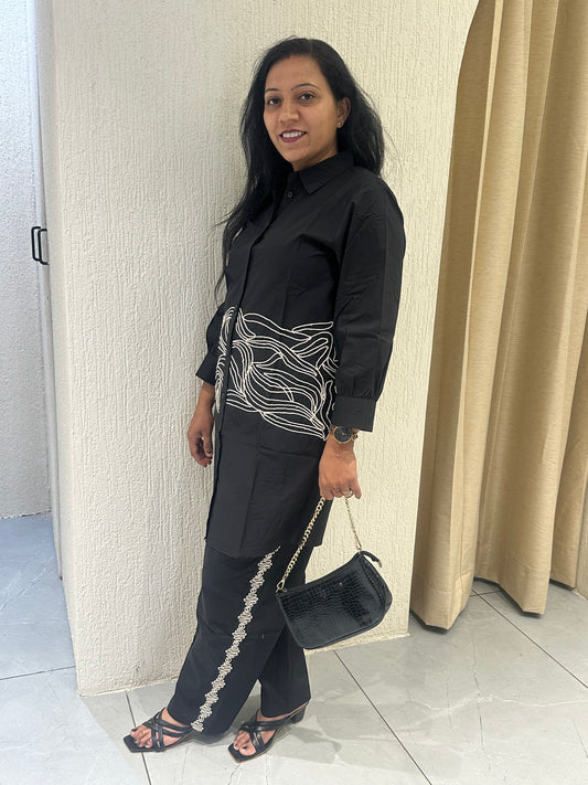 Women's Black With  embroidery Work Straight-Cut Cord Set