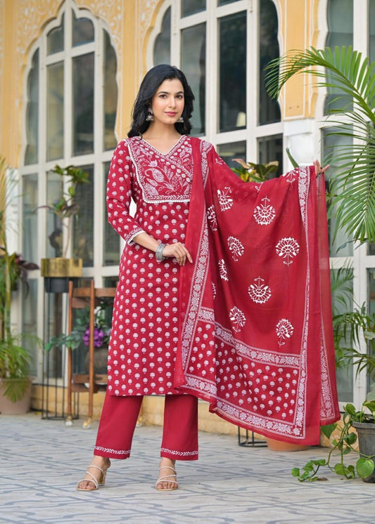 Elegant Red Printed Cotton Kurta Set with Dupatta Pure Cotton Comfort