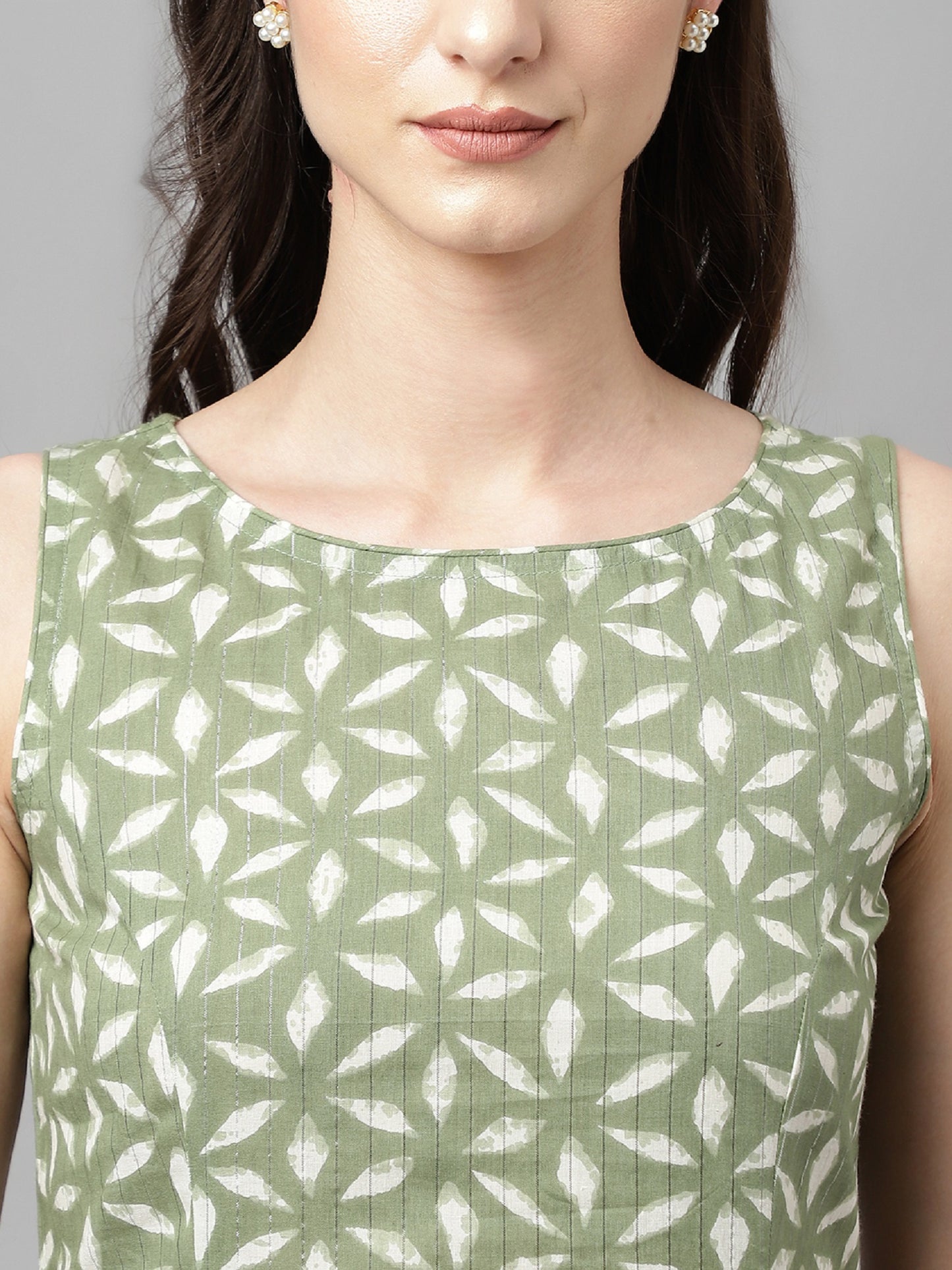 Pastel Green Geometric Print Kurta Set with Organza Dupatta